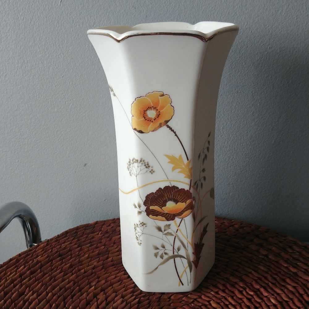 Otigiri Japan Golden Poppy vase